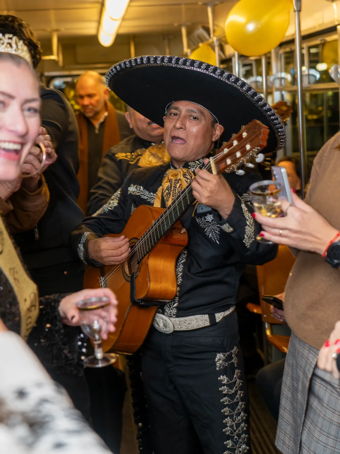 Mariachi Show in Zürich im Party-Tram